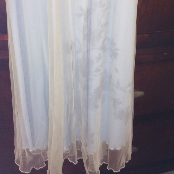 Vintage Ladies La Senza Lingerie, pale Blue gown with white overlay sz M - Picture 4 of 8